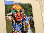 Obra 'Carnaval de Máscaras do Congo de Roda D'água', de Meuri Ribeiro - Foto_ Mari Magalhães 